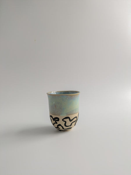 Keramikbecher small  - eisblau leomuster