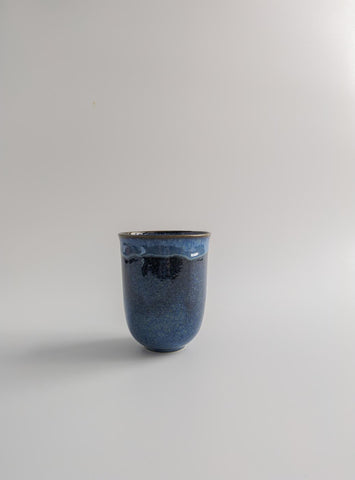 Keramikbecher medium - indigoblau